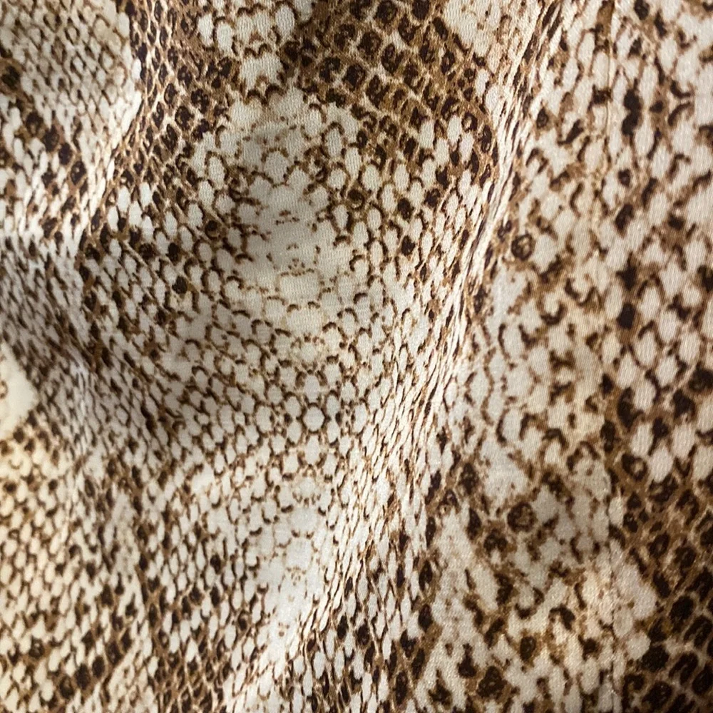 NWT- BROWN SNAKESKIN SKIRT - Picture 4 of 7